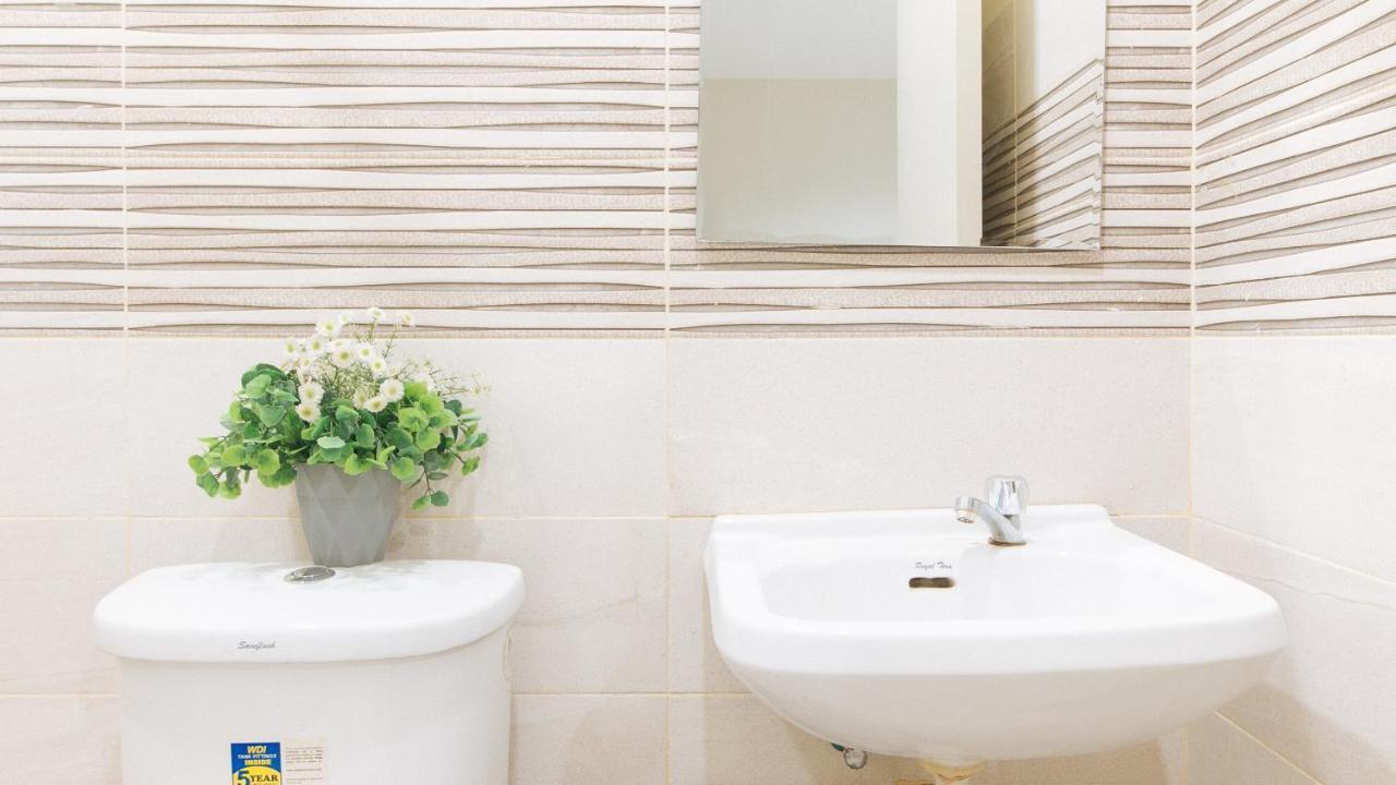 Urbanview At Lacson Street Bacolod City By Reddoorz Kamer foto